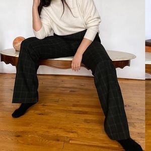 [NWOT] aritzia the group by babaton skyline pants size L